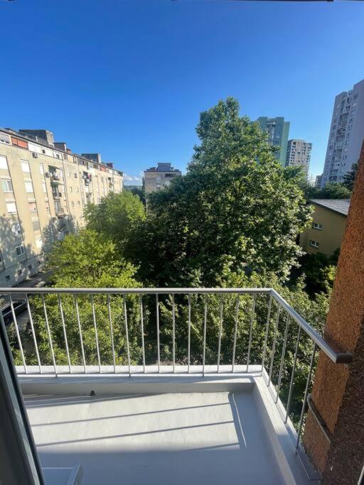 Spacious Apartment - Green & Peaceful Liubliana Exterior foto